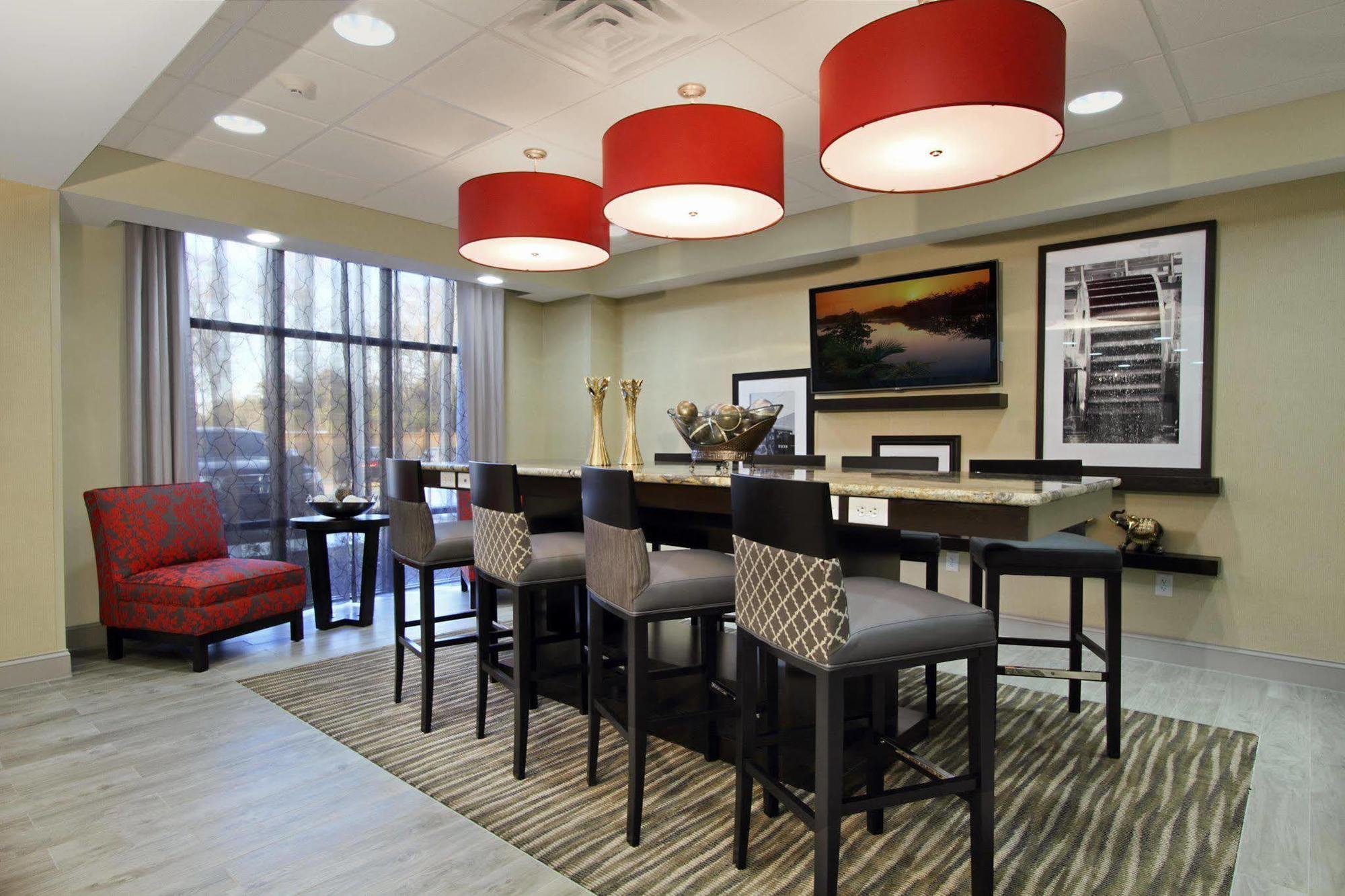 Hampton Inn Richland/South Jackson Exteriér fotografie